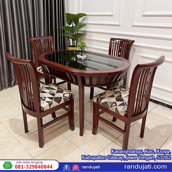 MEJA MAKAN SONIUM OVAL KURSI 4 MM017