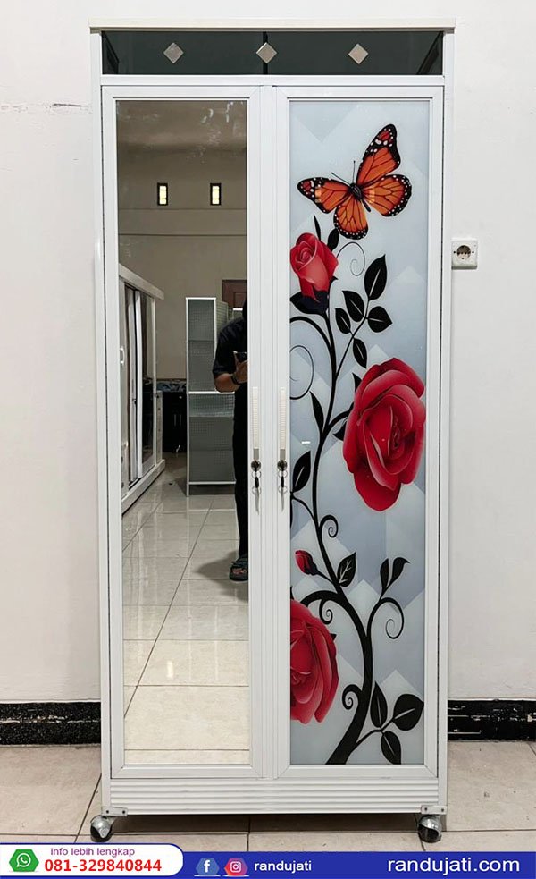 LEMARI PAKAIAN ALUMUNIUM PINTU 2